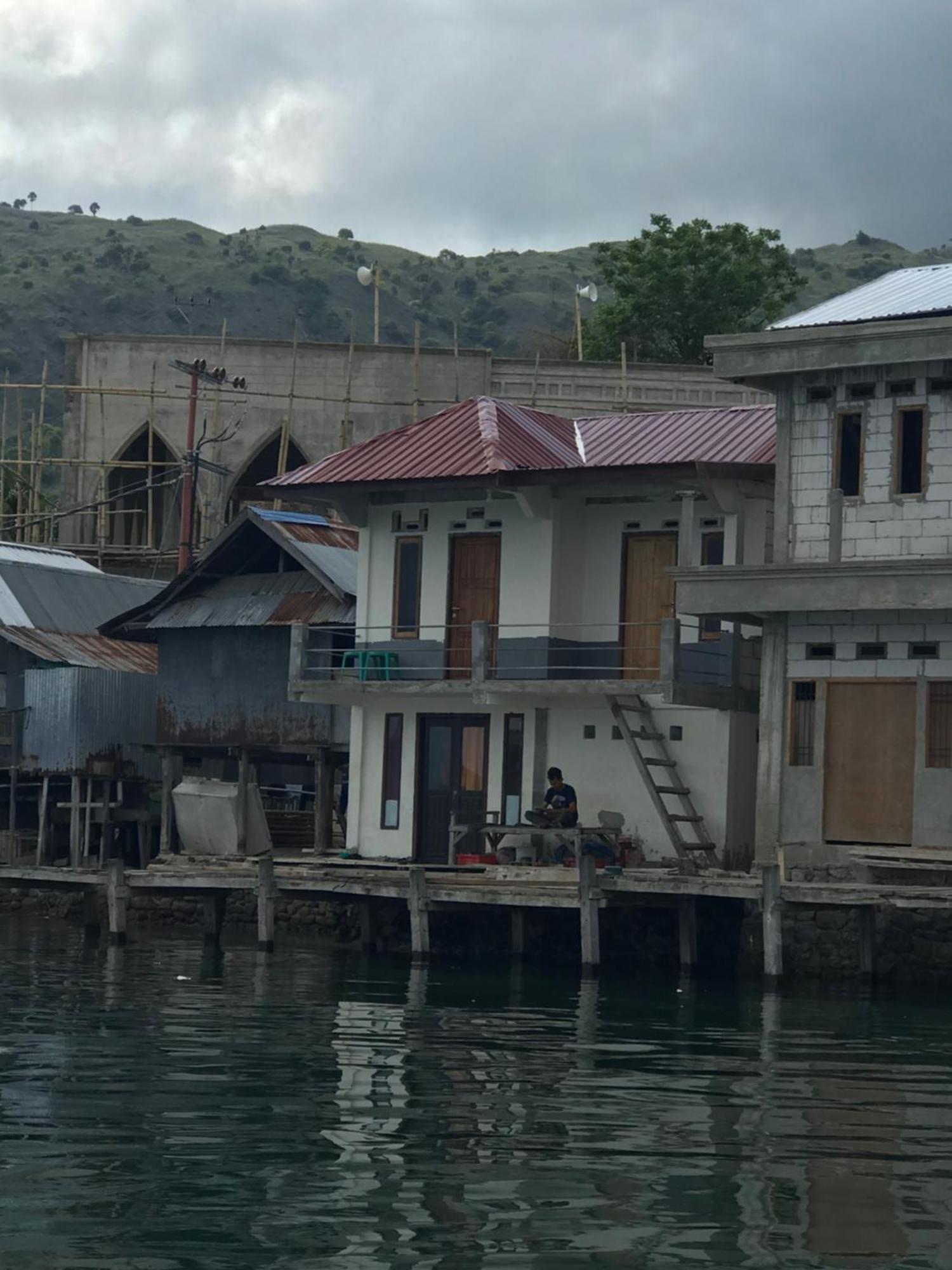 Ora Komodo Home Stay المظهر الخارجي الصورة
